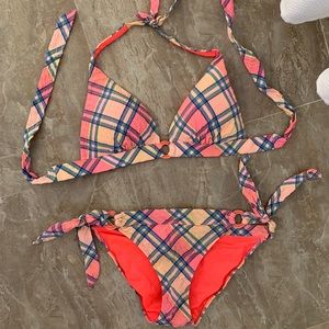 Victoria’s Secret bikini